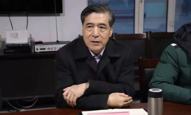 报中央批准，3名“老虎”同日被处理